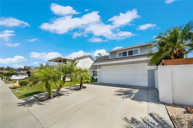26482 Via Lara, Mission Viejo, CA 92691