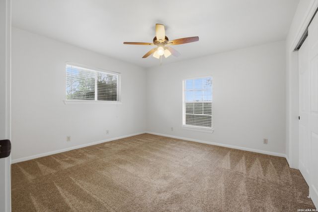 7970 KNOWLTON RD, San Antonio, TX 78263