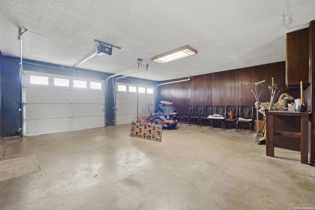 7970 KNOWLTON RD, San Antonio, TX 78263