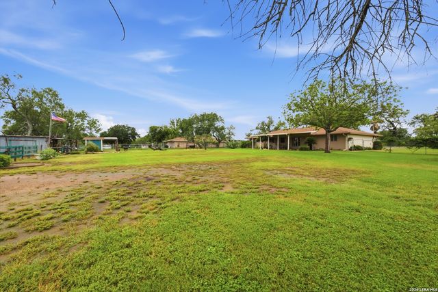 7970 KNOWLTON RD, San Antonio, TX 78263