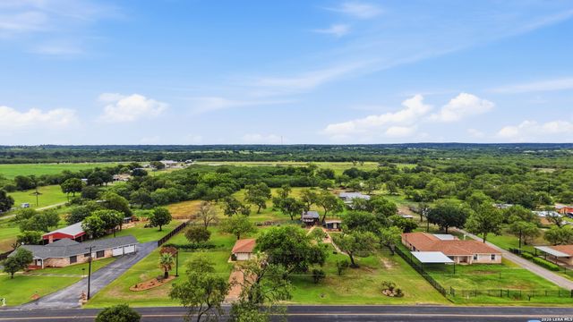 7970 KNOWLTON RD, San Antonio, TX 78263