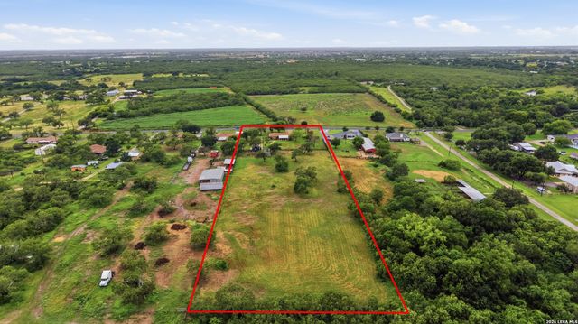 7970 KNOWLTON RD, San Antonio, TX 78263