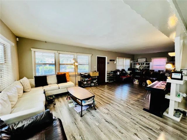 915 W 21st, Los Angeles, CA 90007