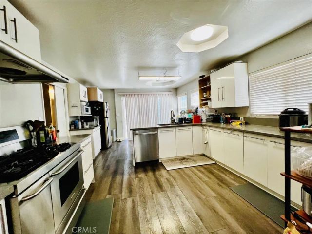 915 W 21st, Los Angeles, CA 90007