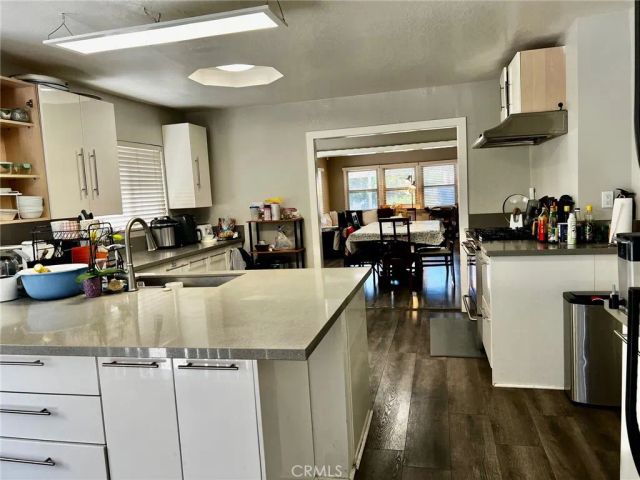 915 W 21st, Los Angeles, CA 90007