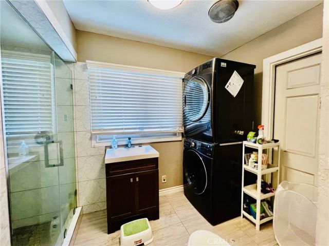 915 W 21st, Los Angeles, CA 90007