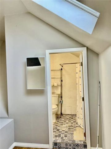 915 W 21st, Los Angeles, CA 90007