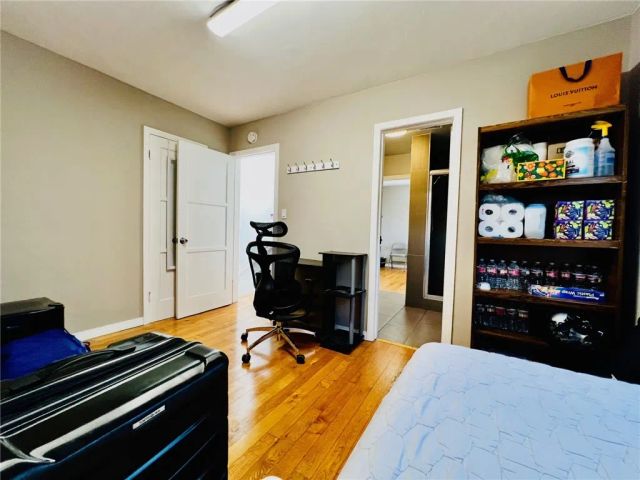 915 W 21st, Los Angeles, CA 90007