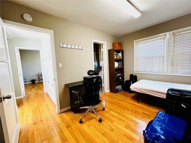 915 W 21st, Los Angeles, CA 90007