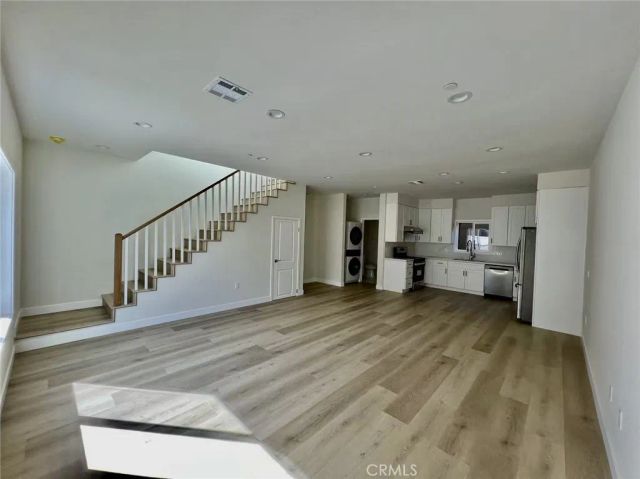 915 W 21st, Los Angeles, CA 90007