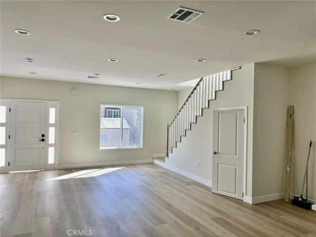 915 W 21st, Los Angeles, CA 90007