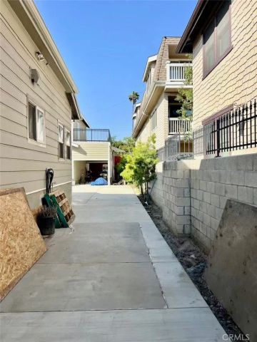 915 W 21st, Los Angeles, CA 90007