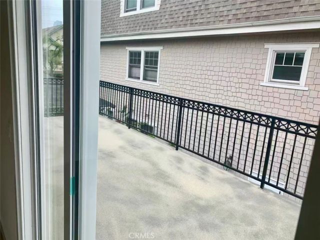 915 W 21st, Los Angeles, CA 90007