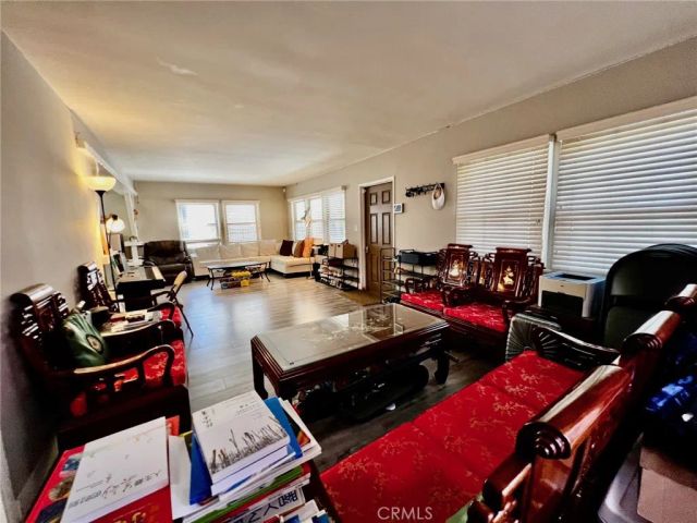 915 W 21st, Los Angeles, CA 90007