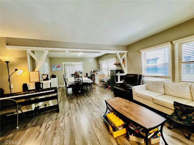 915 W 21st, Los Angeles, CA 90007