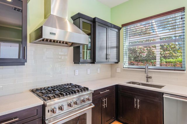 8384 Heritage Club Drive, West Palm Beach, FL 33412