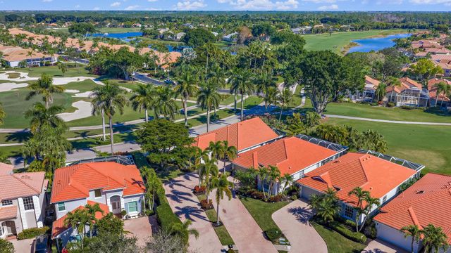8384 Heritage Club Drive, West Palm Beach, FL 33412