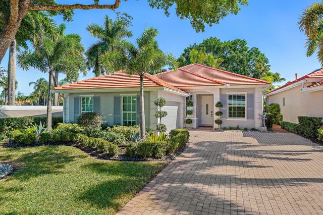 8384 Heritage Club Drive, West Palm Beach, FL 33412
