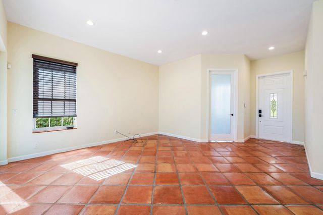 8384 Heritage Club Drive, West Palm Beach, FL 33412