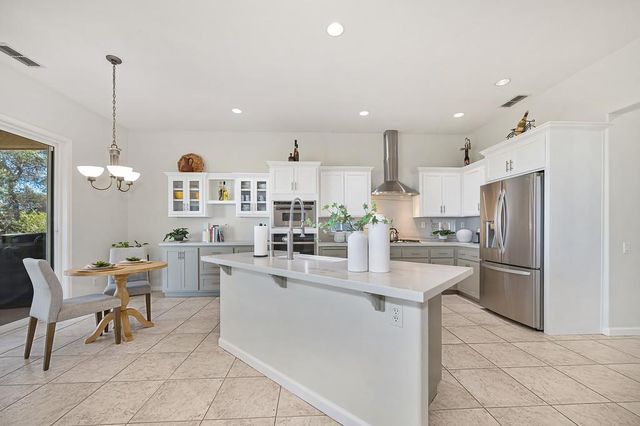 4367 Newland Heights Dr, Rocklin, CA 95765
