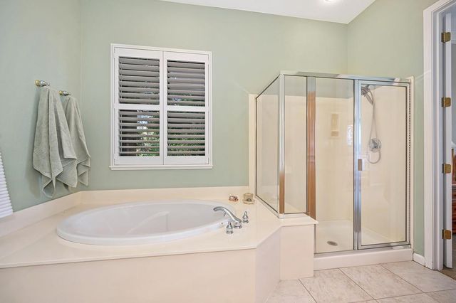 4367 Newland Heights Dr, Rocklin, CA 95765
