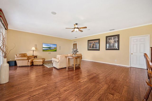 4367 Newland Heights Dr, Rocklin, CA 95765