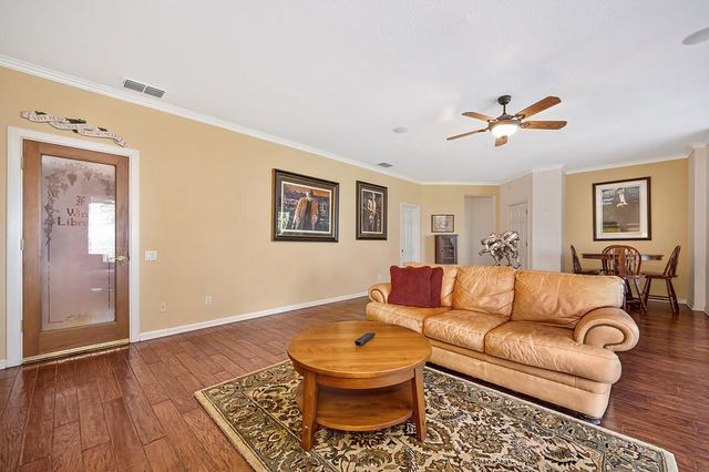 4367 Newland Heights Dr, Rocklin, CA 95765
