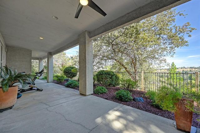 4367 Newland Heights Dr, Rocklin, CA 95765