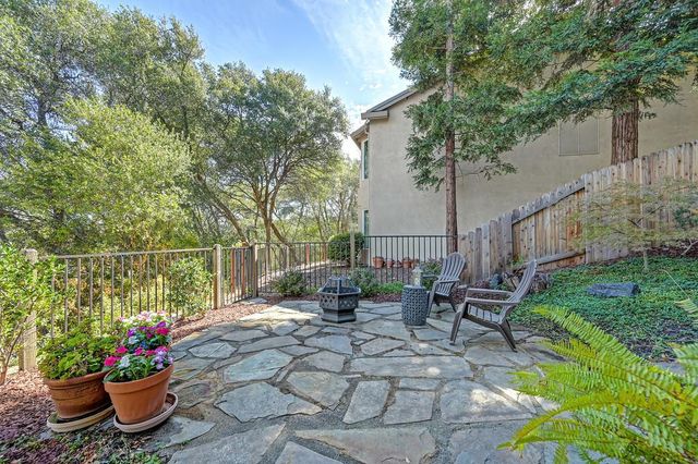4367 Newland Heights Dr, Rocklin, CA 95765