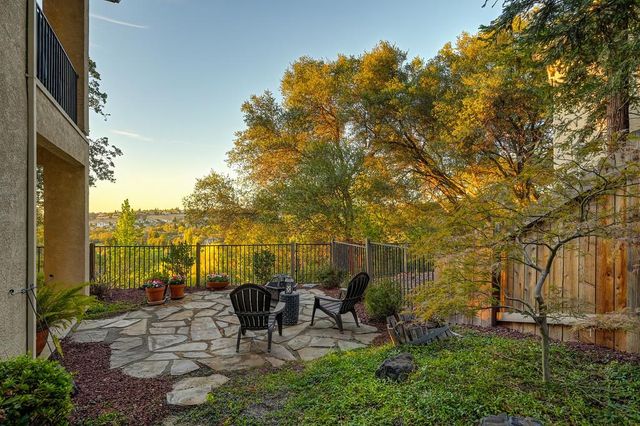 4367 Newland Heights Dr, Rocklin, CA 95765