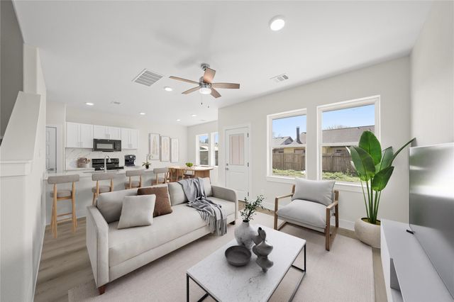 3439 Rockrill Drive, Houston, TX 77045