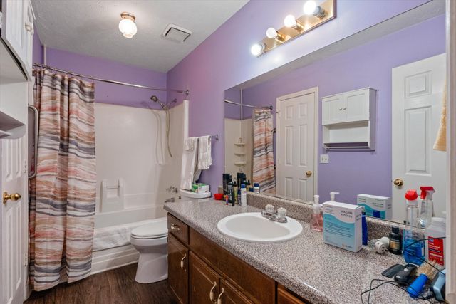 585 Cedar Bend Ln, La Vergne, TN 37086