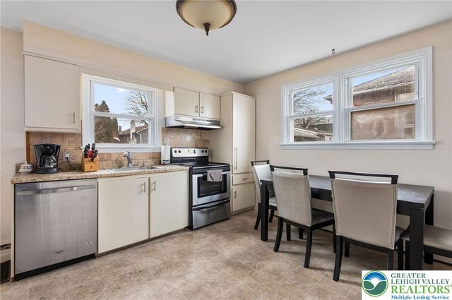 1905 South 3rd, Allentown City, PA 18103