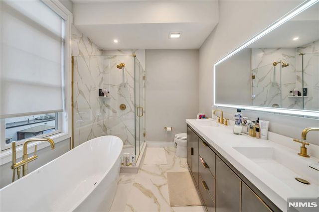 23 Legion Drive 202, Cresskill, NJ 07626