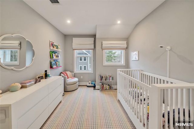 23 Legion Drive 202, Cresskill, NJ 07626