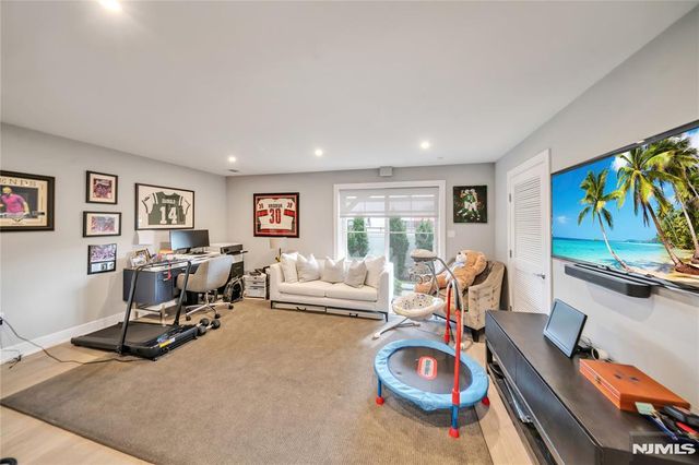 23 Legion Drive 202, Cresskill, NJ 07626