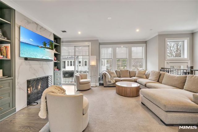 23 Legion Drive 202, Cresskill, NJ 07626