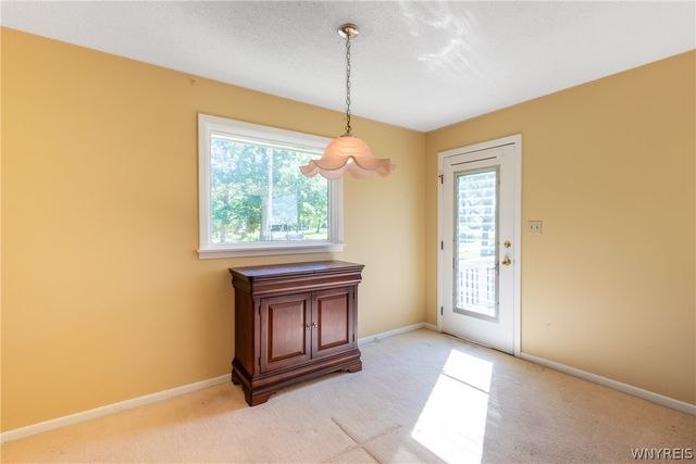 2382 West Oakfield Road, Grand Island, NY 14072