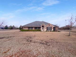 3915 Tower Circle, Nevada, TX 75173