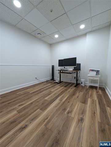 263 Main Street, Hackensack, NJ 07601