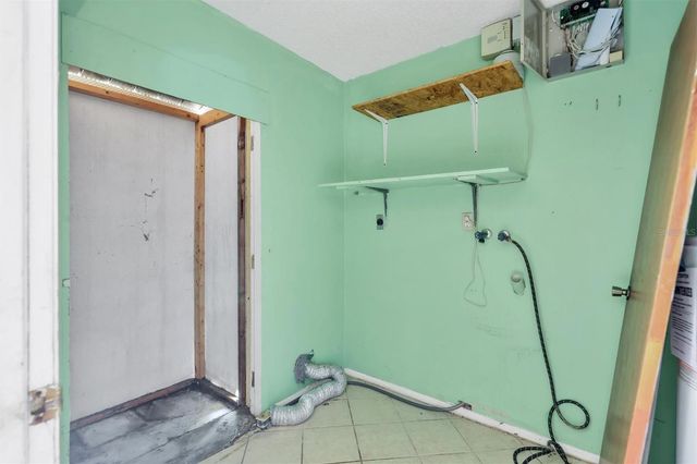 3805 11TH AVENUE W, Bradenton, FL 34205