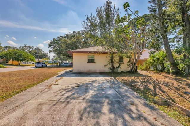 3805 11TH AVENUE W, Bradenton, FL 34205
