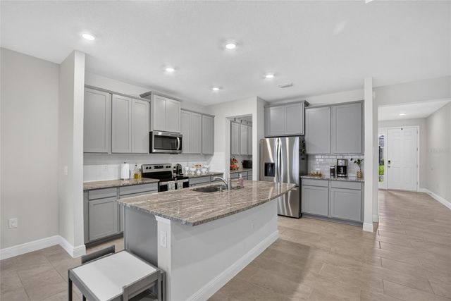 5633 HAWKS CAY STREET, Apollo Beach, FL 33572