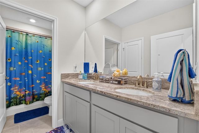5633 HAWKS CAY STREET, Apollo Beach, FL 33572