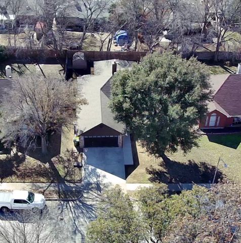 5920 Hilltop Drive, Watauga, TX 76148