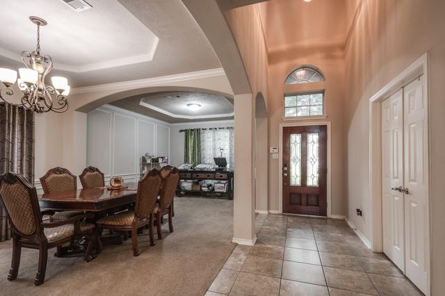 9518 Alabaster Oaks Lane, Humble, TX 77396