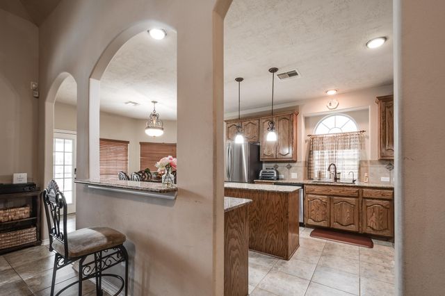 9518 Alabaster Oaks Lane, Humble, TX 77396