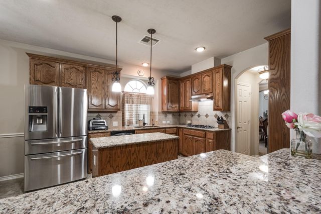 9518 Alabaster Oaks Lane, Humble, TX 77396