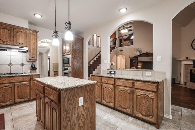 9518 Alabaster Oaks Lane, Humble, TX 77396