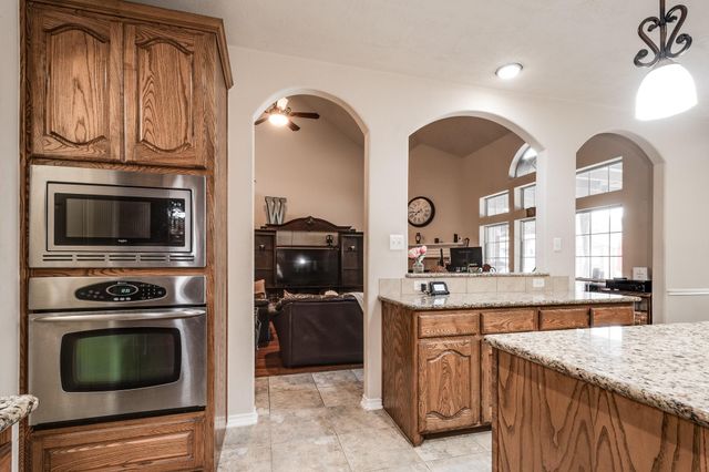 9518 Alabaster Oaks Lane, Humble, TX 77396